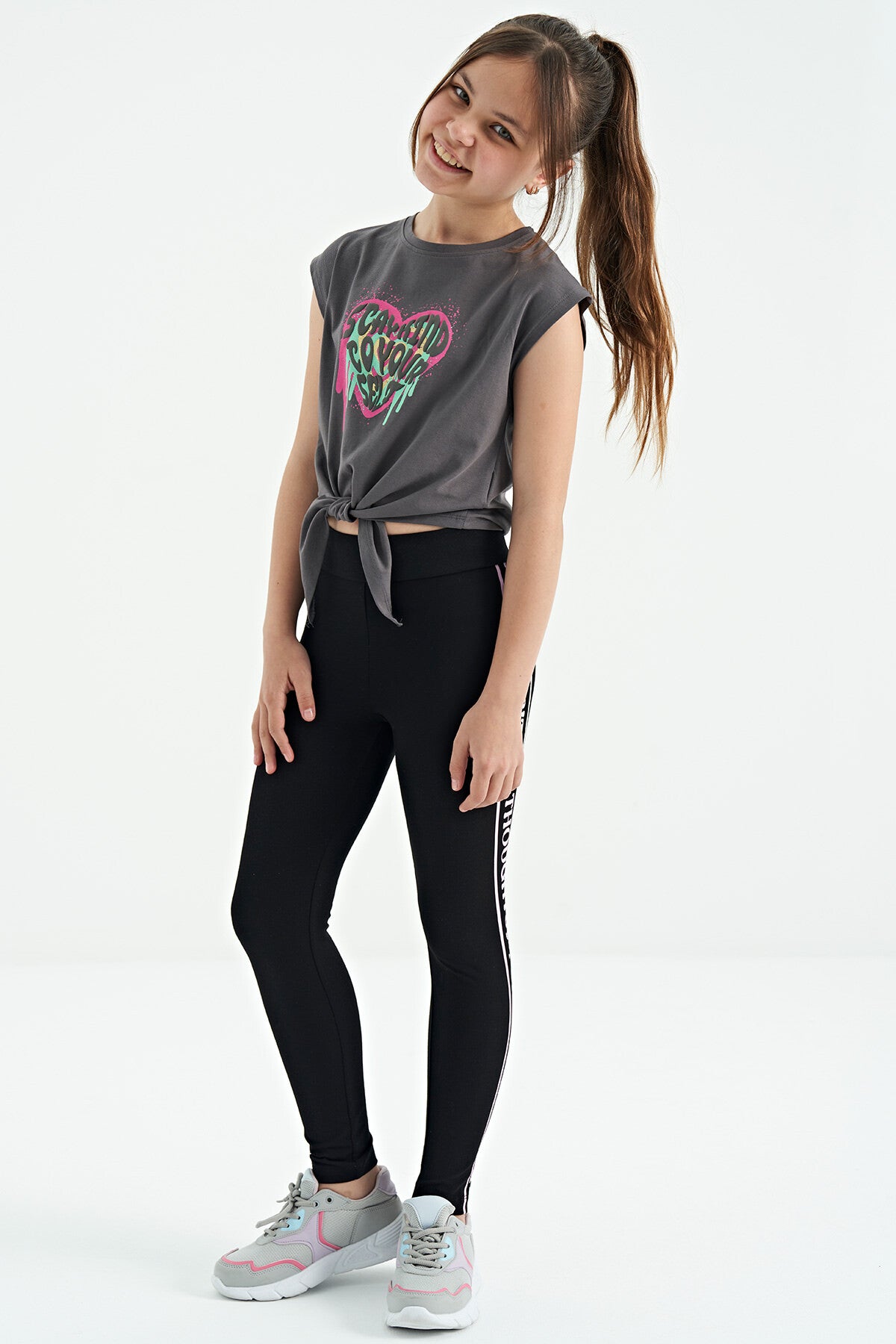 Dark Grey Heart Print Front Knot Detailed Comfortable Fit Girls' T-Shirt - 75114