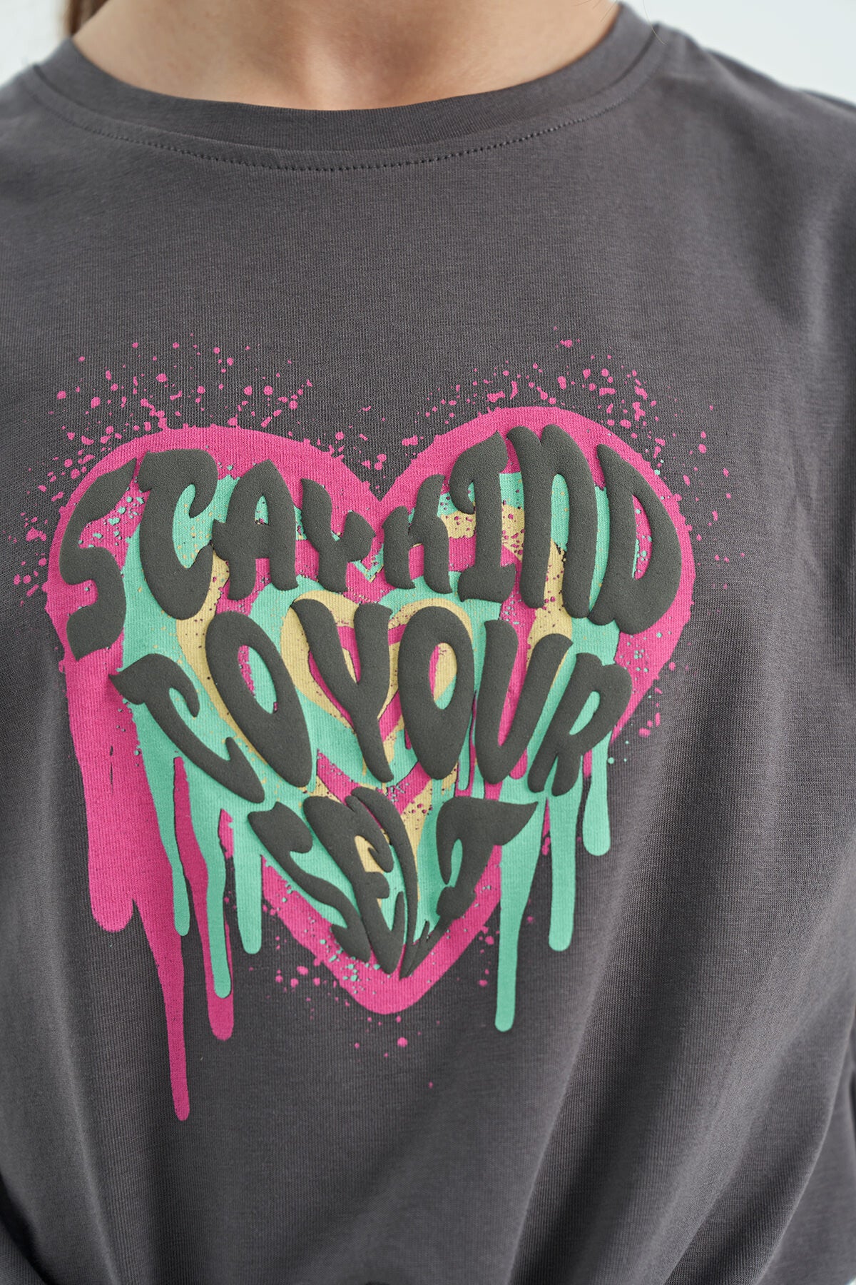 Dark Grey Heart Print Front Knot Detailed Comfortable Fit Girls' T-Shirt - 75114