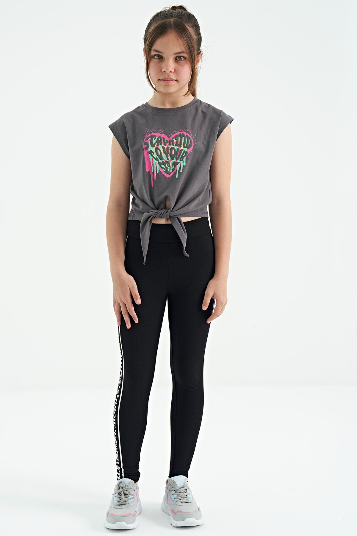 Dark Grey Heart Print Front Knot Detailed Comfortable Fit Girls' T-Shirt - 75114