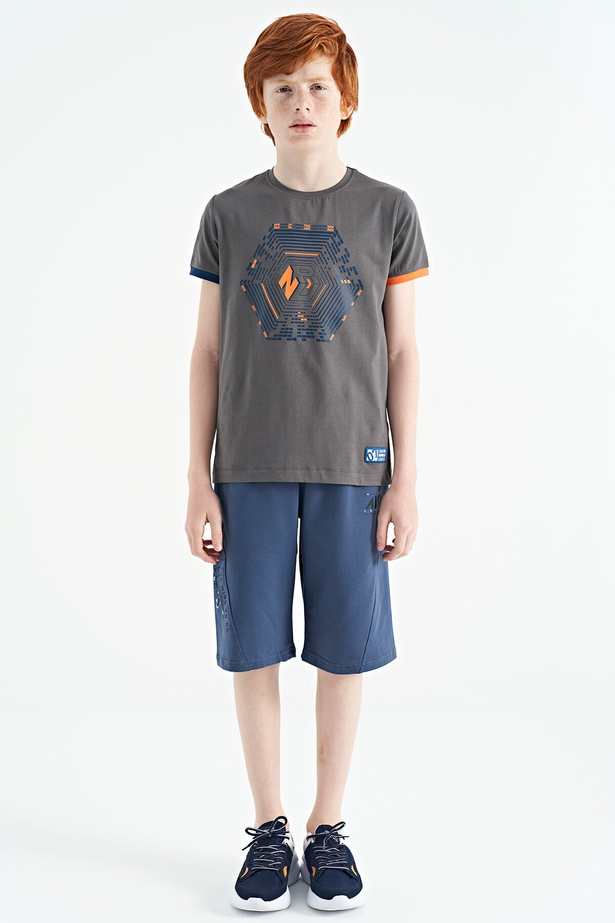 Dark Gray Cuffed Sleeve Detailed Print Standard Fit Boys' T-Shirt - 11156