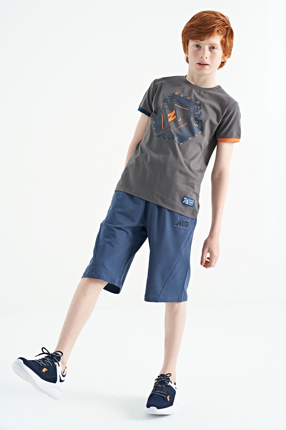 Dark Gray Cuffed Sleeve Detailed Print Standard Fit Boys' T-Shirt - 11156