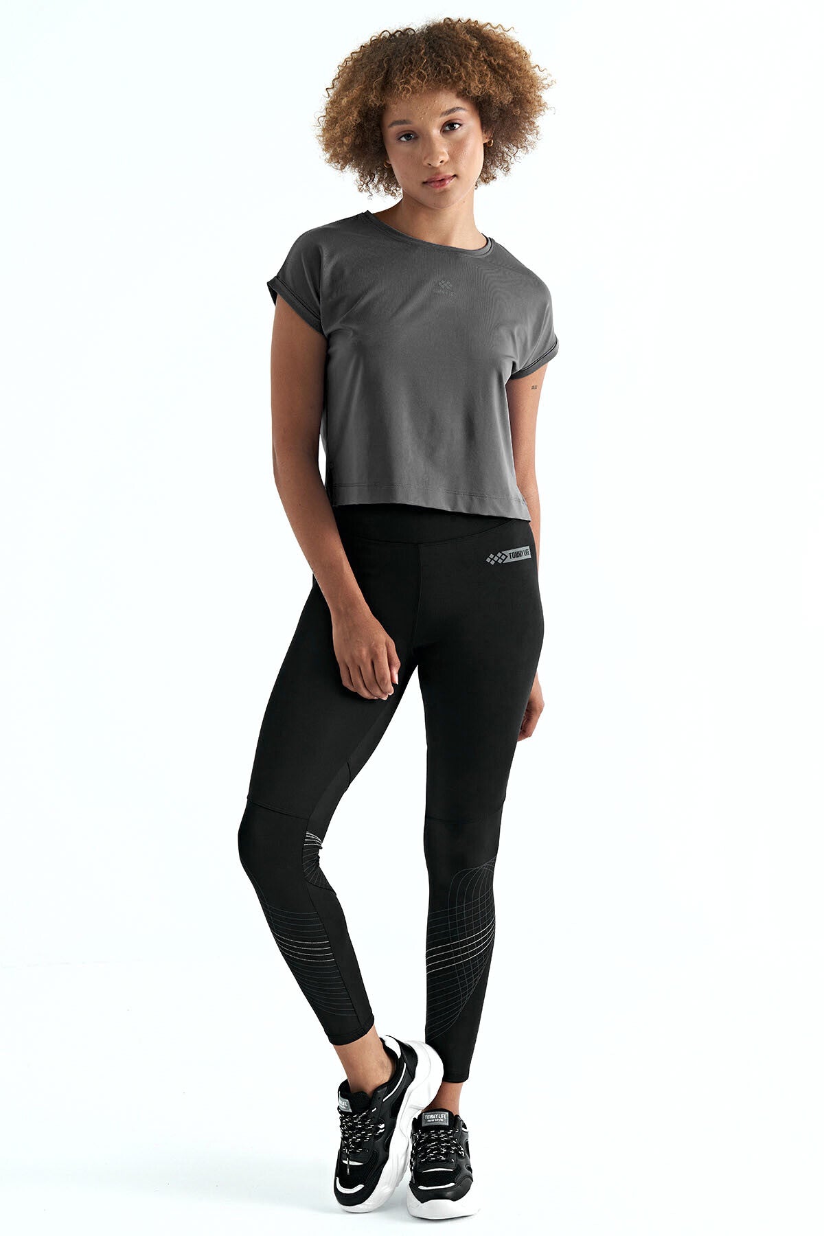 Dark Gray Logo Printed O Neck Short Sleeve Oversize Women's Crop T-Shirt - 97262