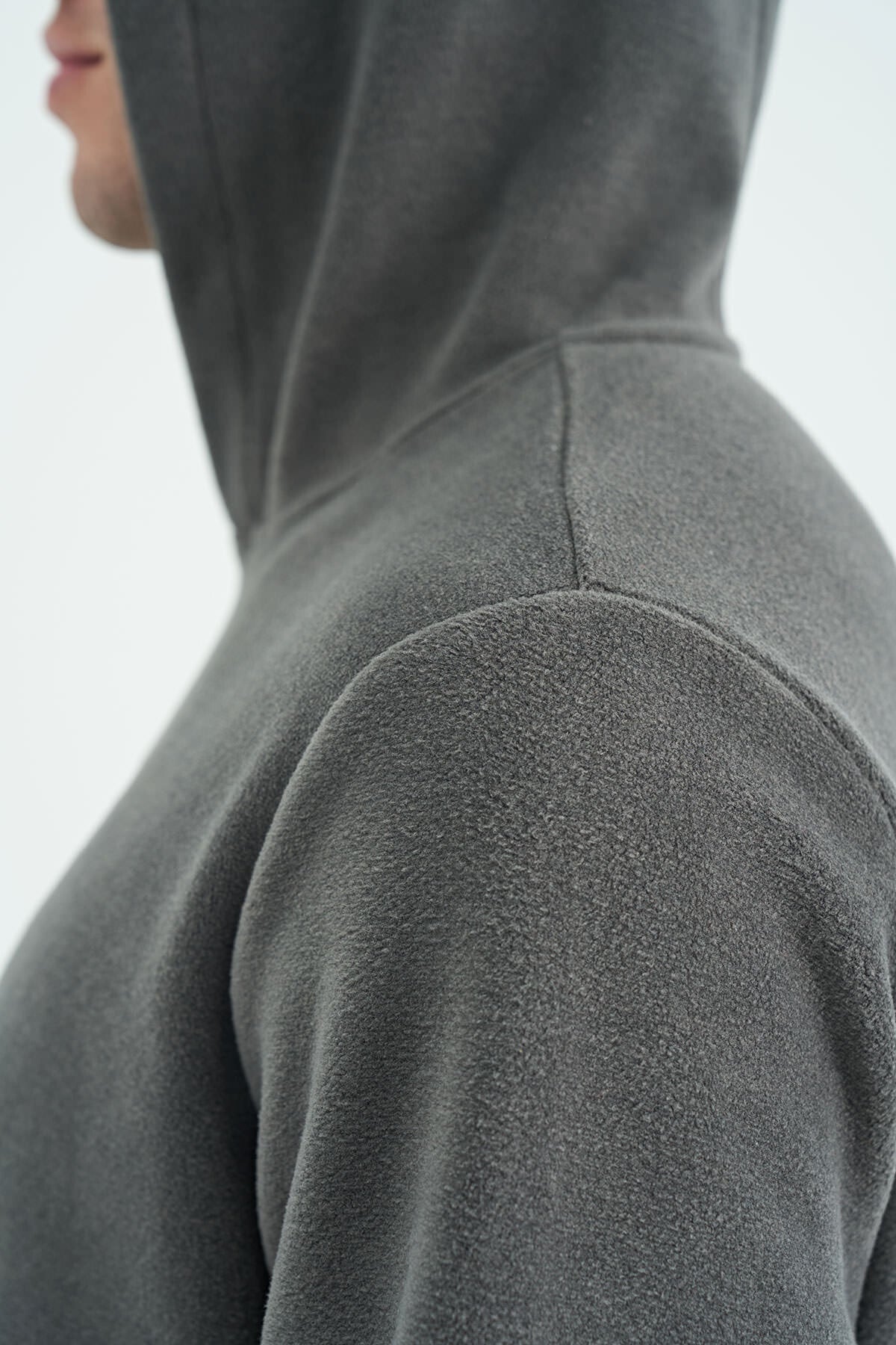 Dark Grey Men's Fleece Sweatshirt - 88301