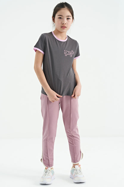 Dark Grey Minimal Print O Neck Comfort Fit Short Sleeve Girls T-Shirt - 75110