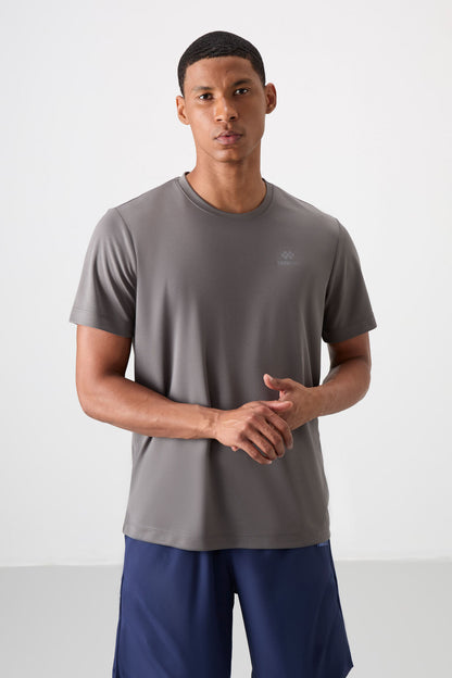 Dark Grey O Collar Standard Fit Logo Pattern Active Sports Men's T-Shirt - 88255
