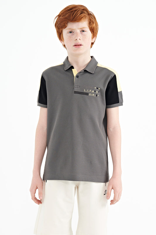 Dark Gray Color Blocked Shoulder Trim Detailed Standard Fit Boys T-Shirt - 11155