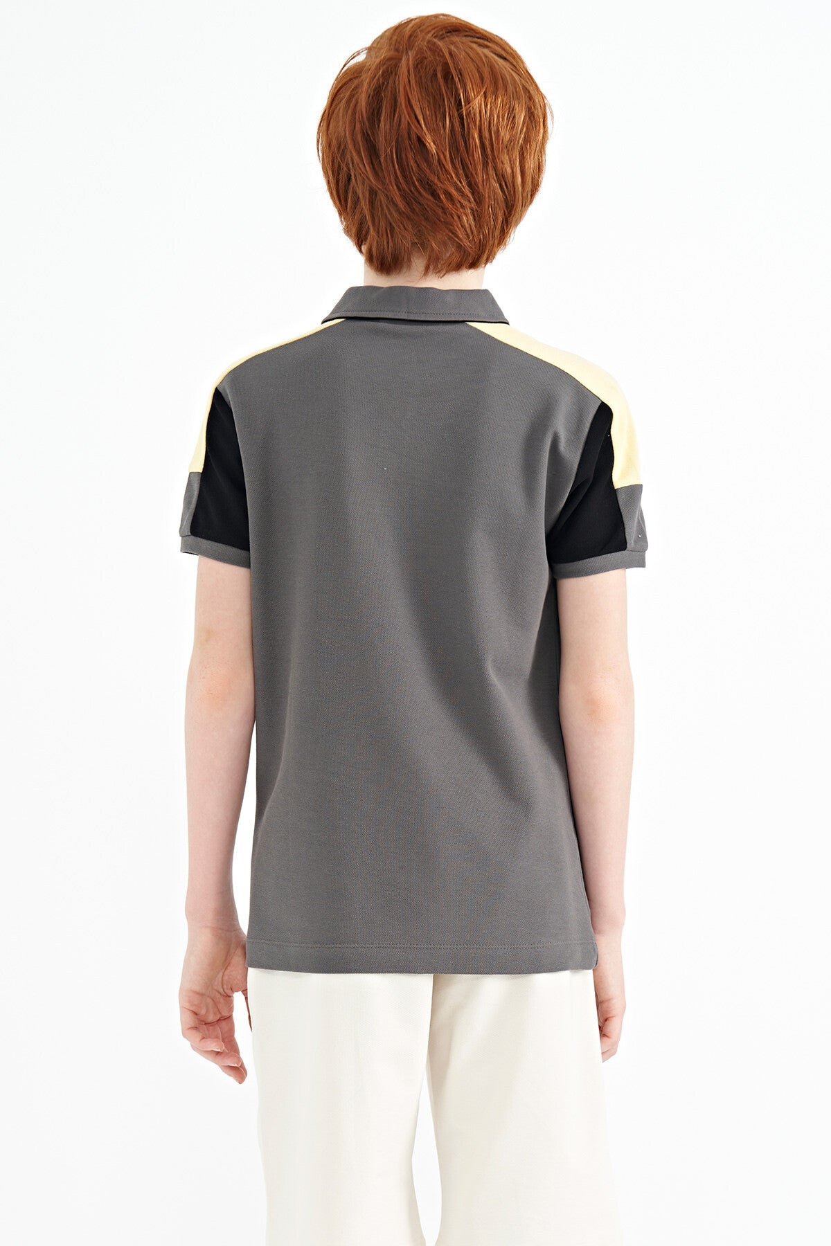 Dark Gray Color Blocked Shoulder Trim Detailed Standard Fit Boys T-Shirt - 11155