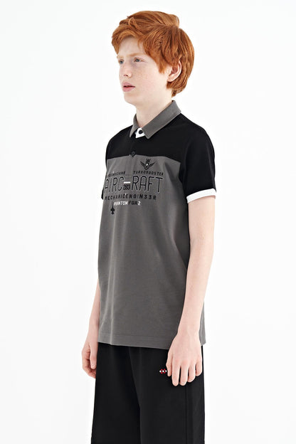 Dark Gray Color Block Letter Embroidery Standard Fit Polo Collar Boys T-Shirt - 11087