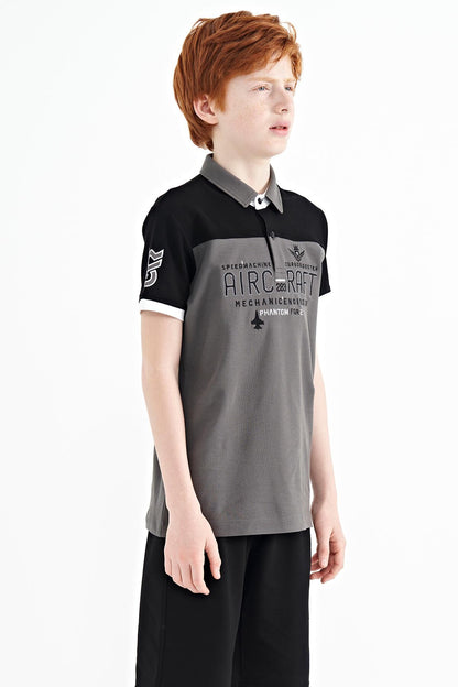 Dark Gray Color Block Letter Embroidery Standard Fit Polo Collar Boys T-Shirt - 11087