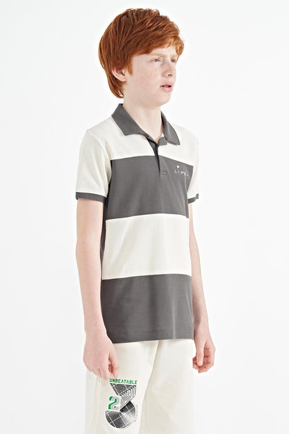 Dark Grey Color Block Letter Embroidered Standard Fit Polo Collar Boys' T-Shirt - 11095