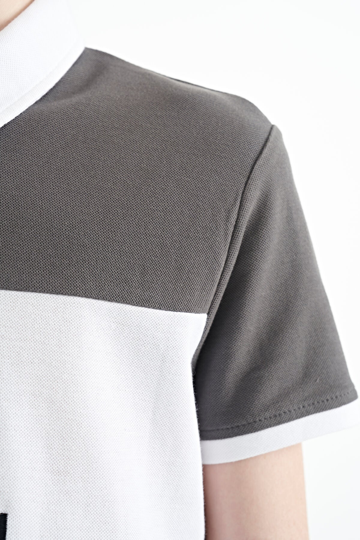 Dark Gray Gradient Embroidered Detailed Standard Fit Polo Collar Boys' T-Shirt - 11110
