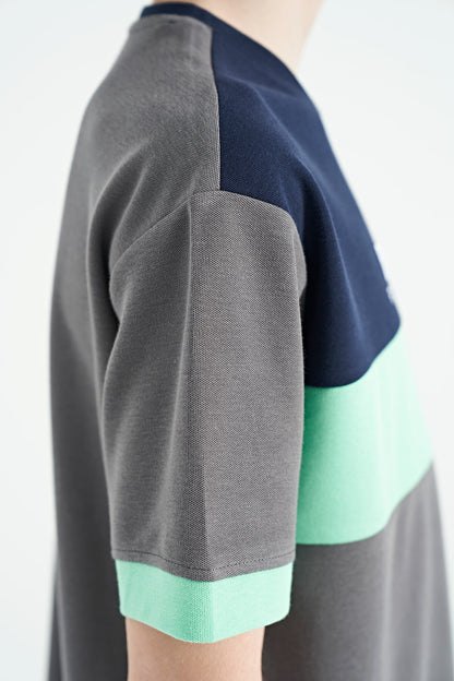 Dark Grey Gradient Embroidered Oversize Boys' T-Shirt - 11159