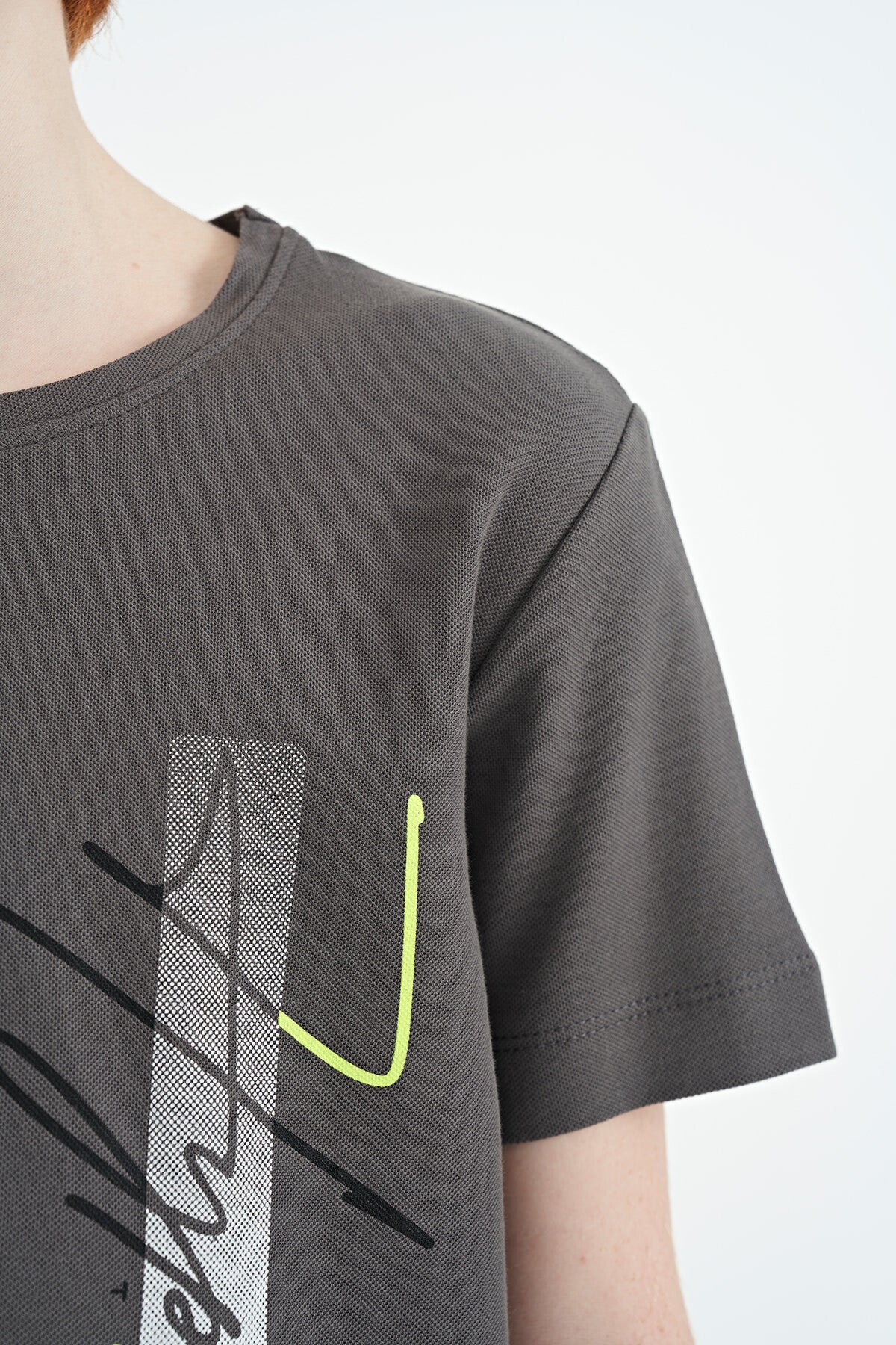 Dark Grey Print O Collar Standard Fit Boys' T-Shirt - 11119