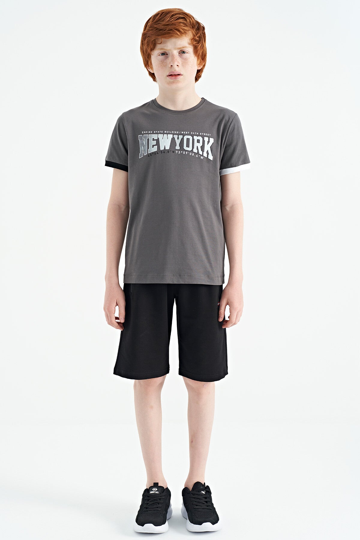 Dark Grey Print Standard Fit O Neck Boy's T-Shirt - 11105