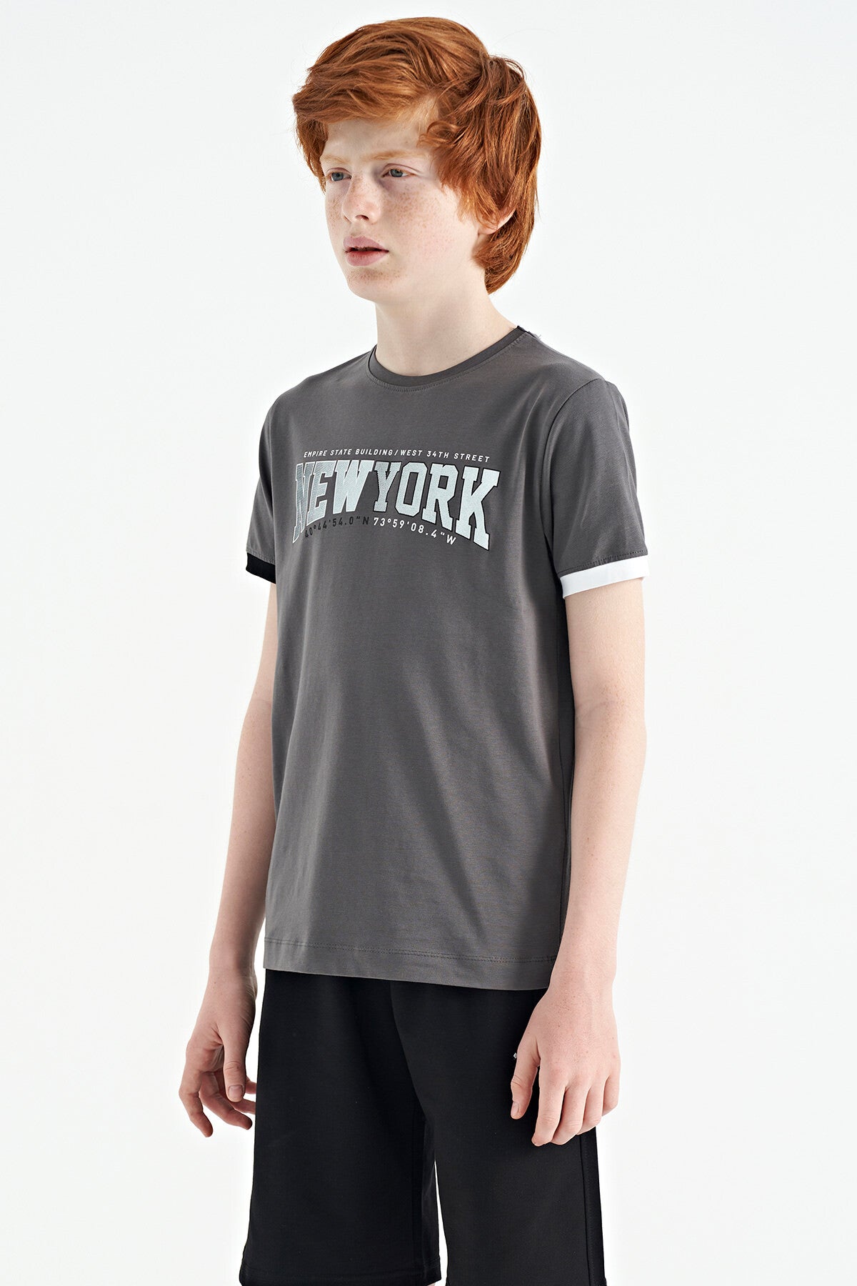 Dark Grey Print Standard Fit O Neck Boy's T-Shirt - 11105