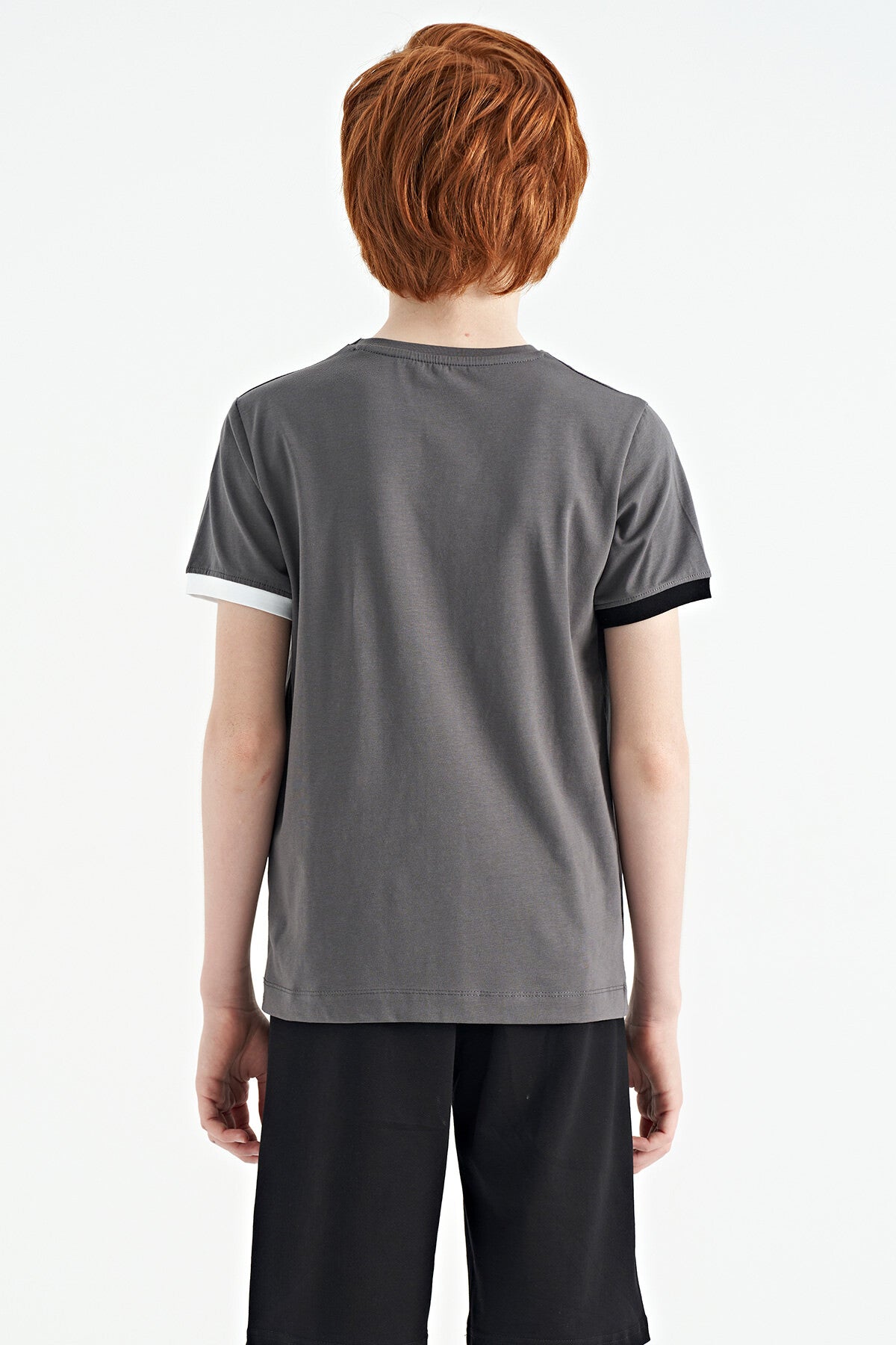 Dark Grey Print Standard Fit O Neck Boy's T-Shirt - 11105