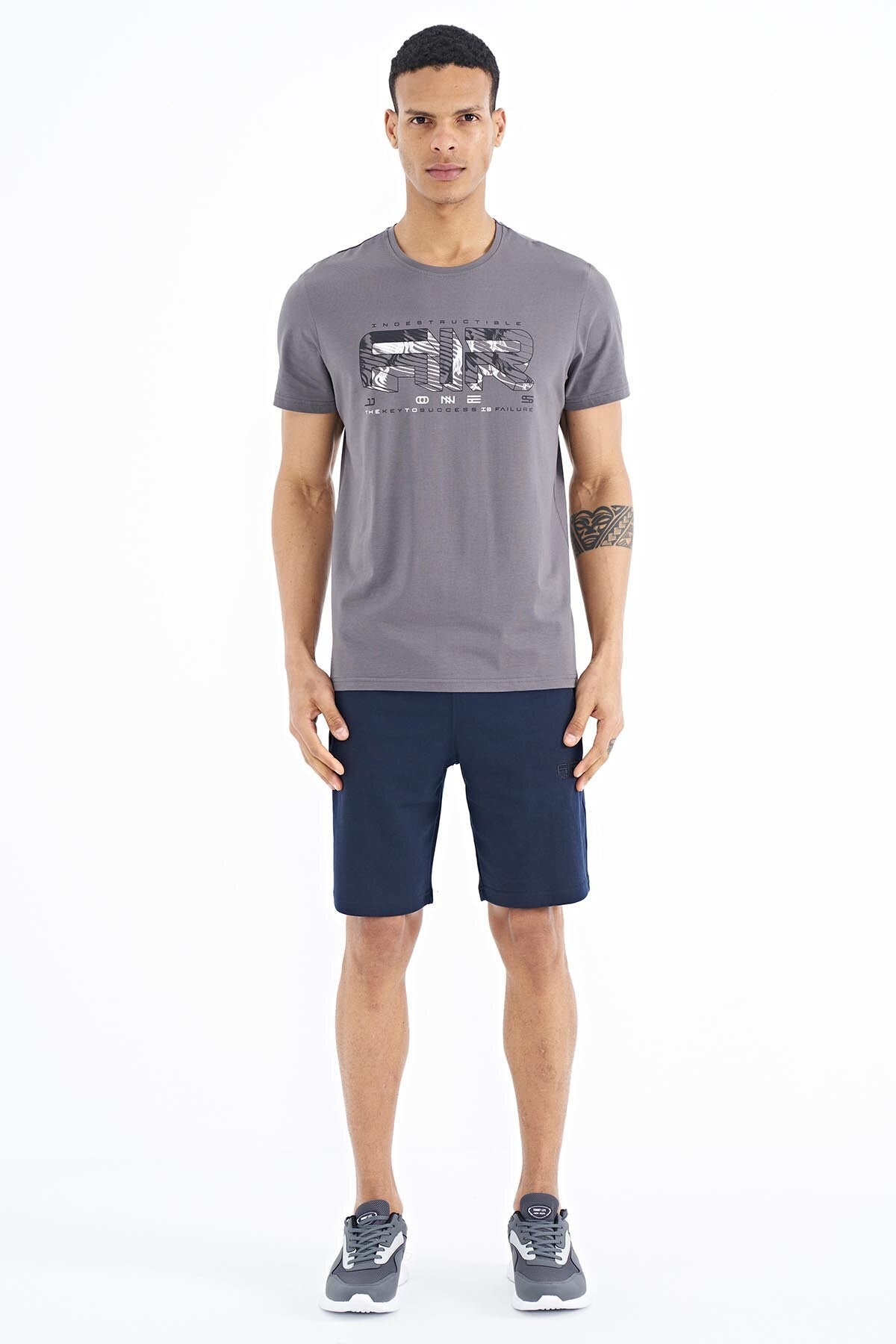 Oscar Dark Grey Standard Fit Men's T-Shirt - 88226