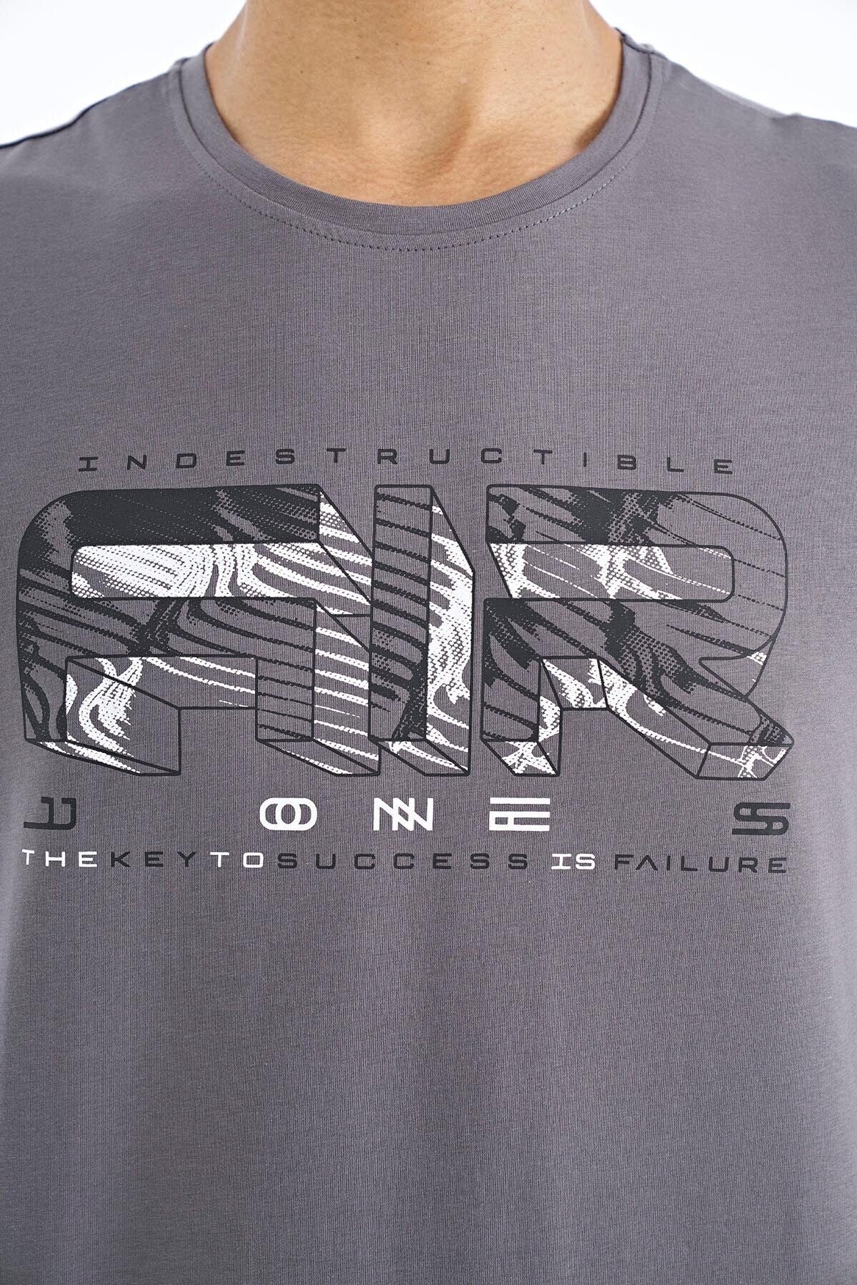 Oscar Dark Grey Standard Fit Men's T-Shirt - 88226