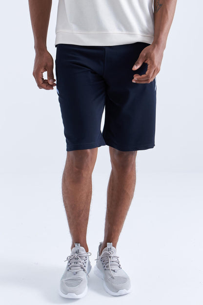 Pocket - White Zippered Pocket Detailed Standard Fit Men's Shorts - 81141