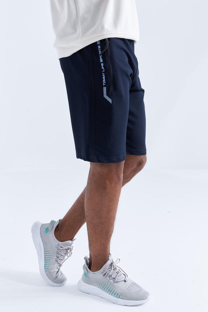 Pocket - White Zippered Pocket Detailed Standard Fit Men's Shorts - 81141