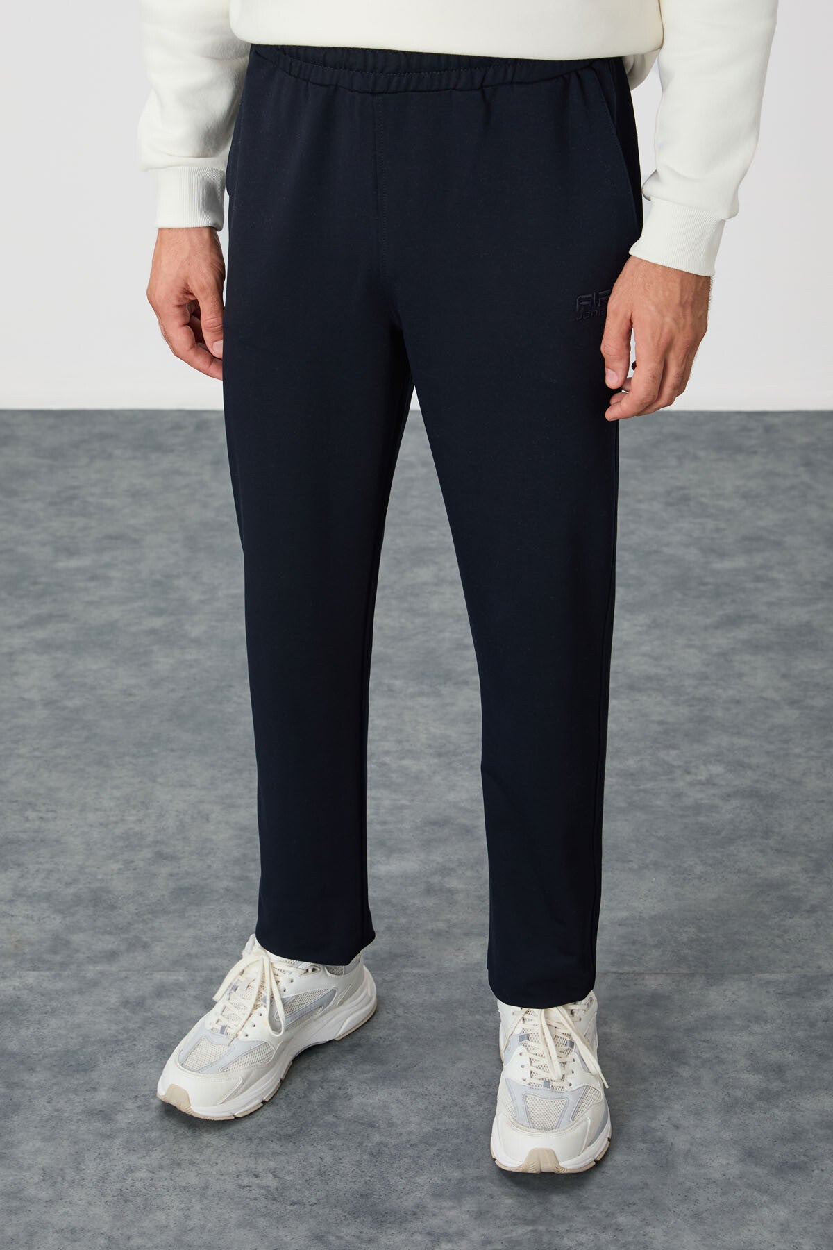 Brad Navy Standard Fit Men's Tracksuit Bottom - 84955