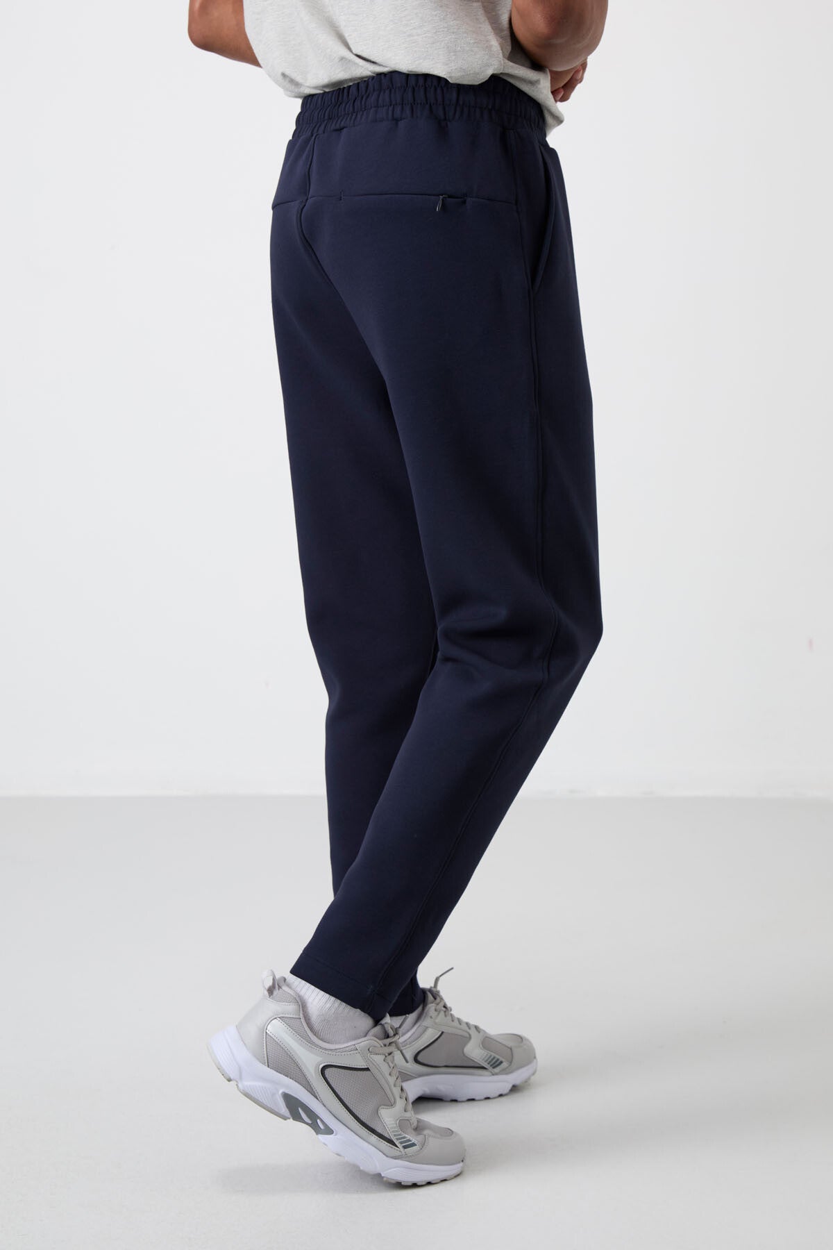 Barnes Navy Blue Men's Tracksuit Bottom - 84951
