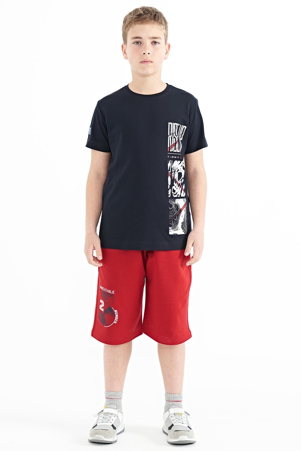 Navy Blue Printed Detailed O Collar Standard Fit Boys T-Shirt - 11104