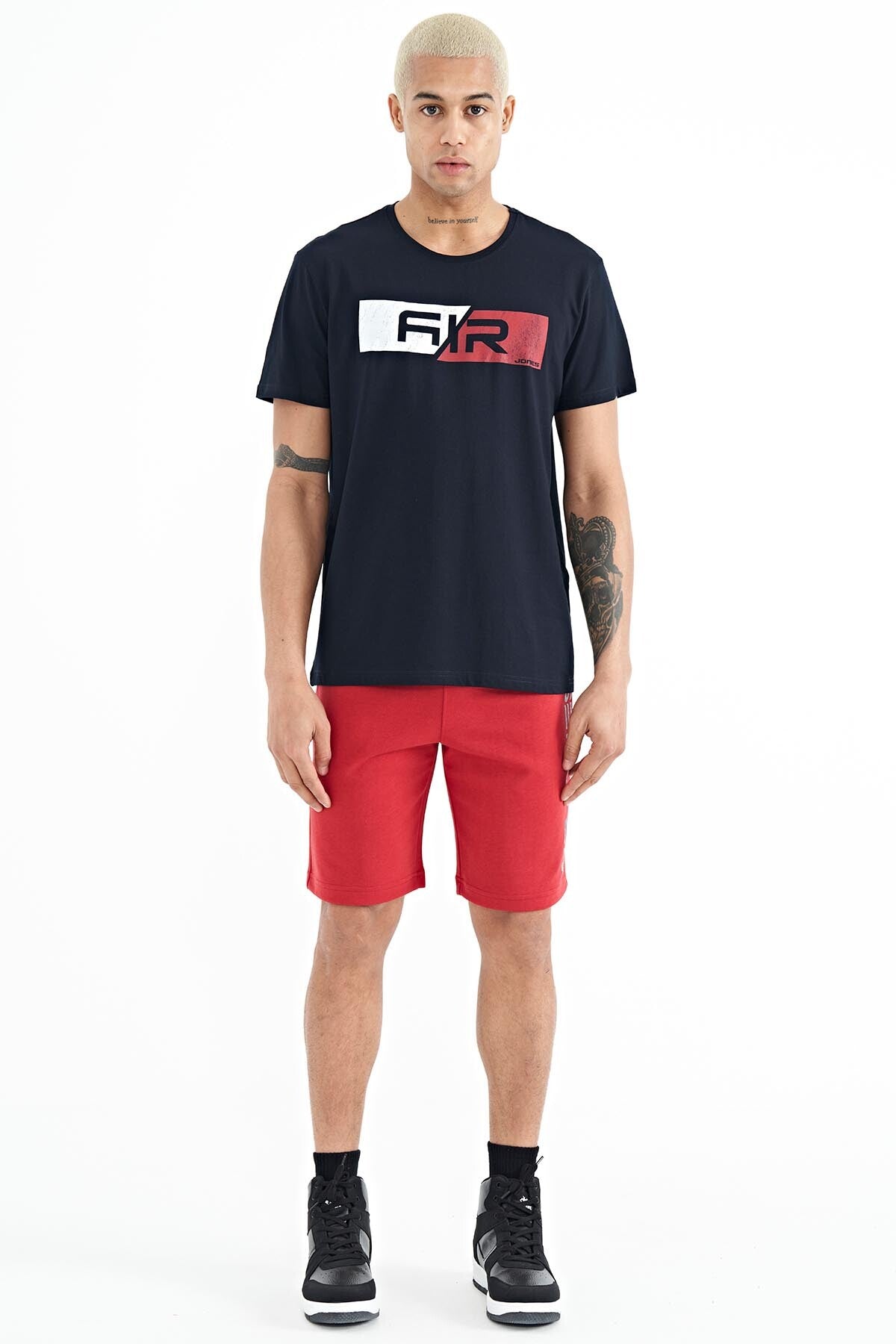 Casey Lacivert Standard Fit Men's T-Shirt - 88205