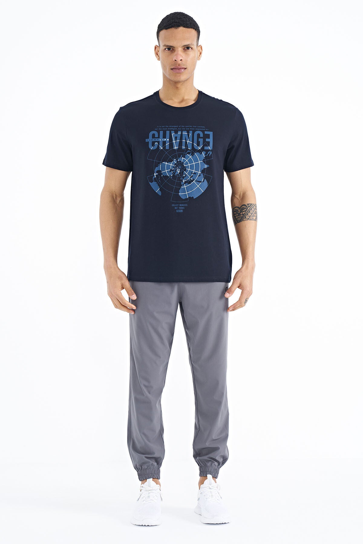Navy Blue Printed Detailed O Collar Standard Fit Men's T-Shirt - 88214