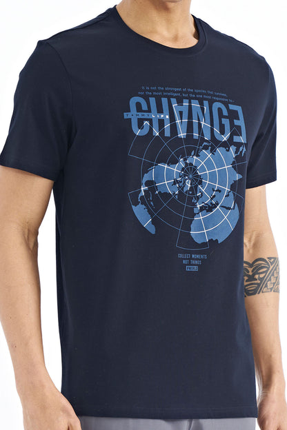 Navy Blue Printed Detailed O Collar Standard Fit Men's T-Shirt - 88214
