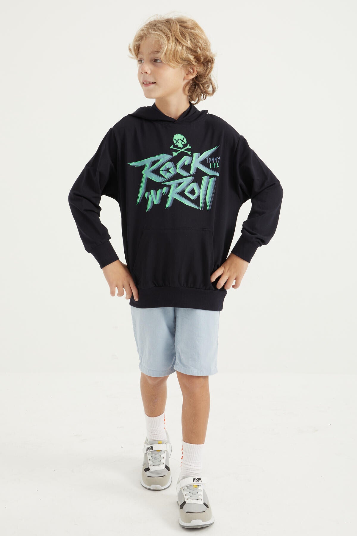 Navy Blue Printed Kangaroo Pocket Hooded Standard Fit Boys' Sweatshirt - 11002