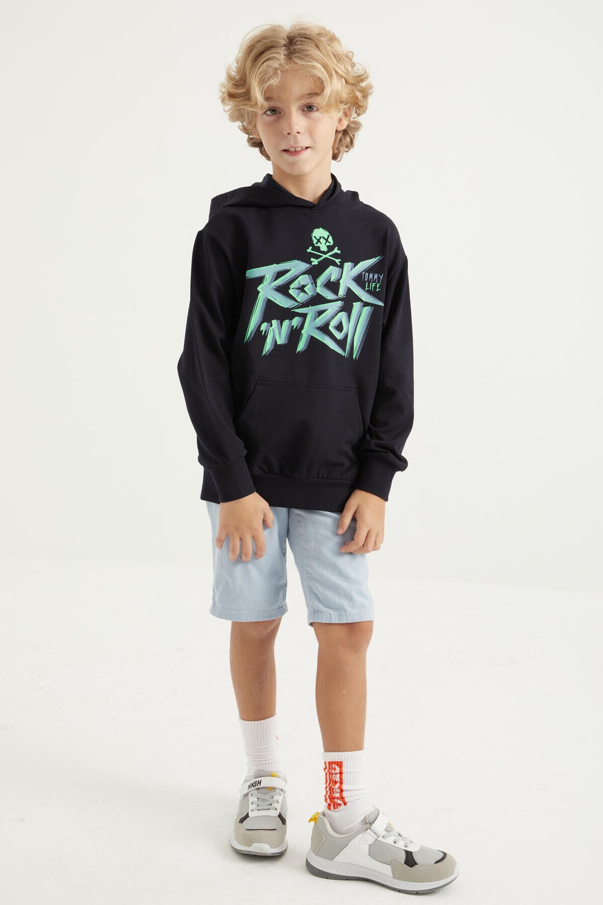 Navy Blue Printed Kangaroo Pocket Hooded Standard Fit Boys' Sweatshirt - 11002