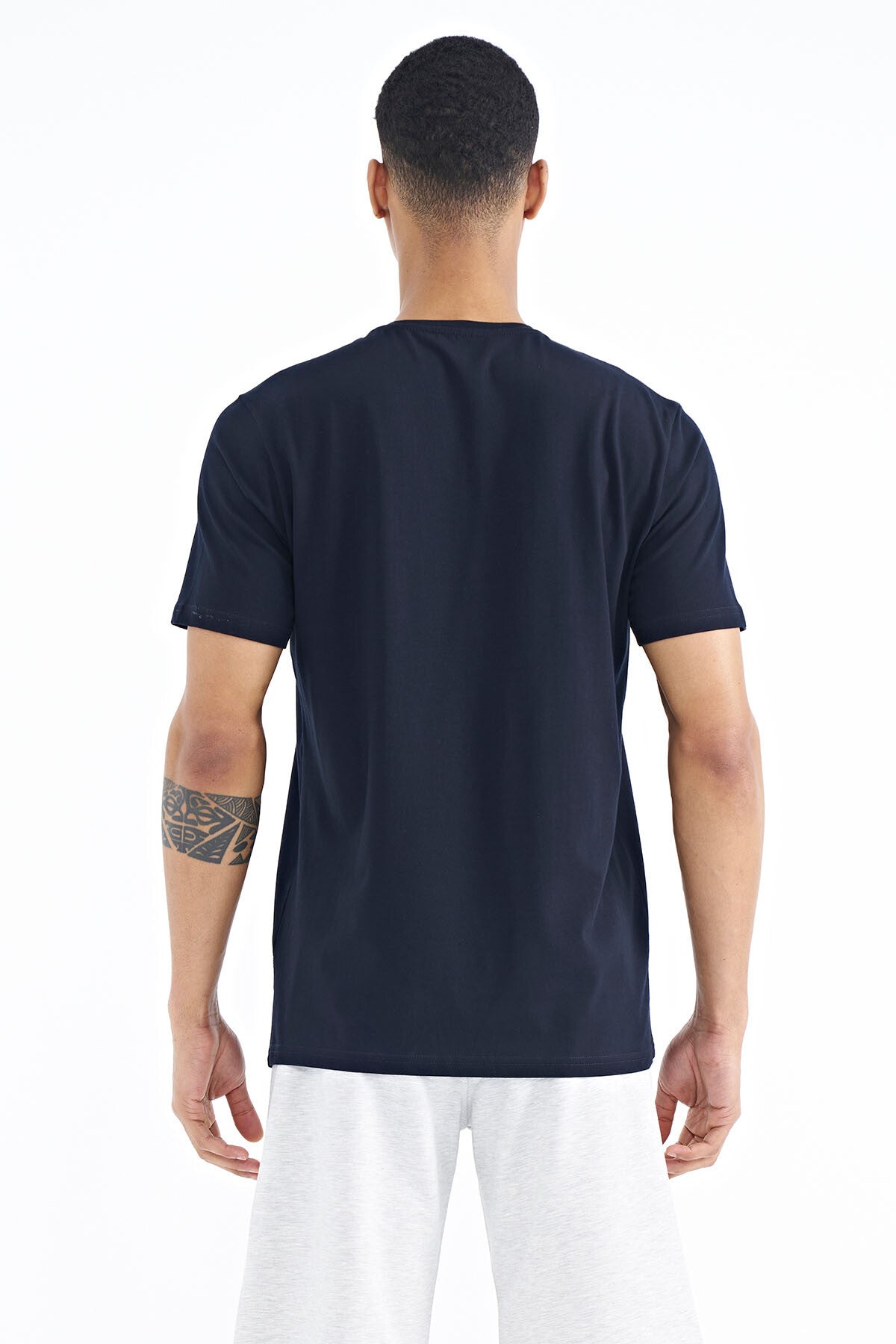 Navy Blue Printed Detailed V Neck Standard Fit Men's T-Shirt - 88186