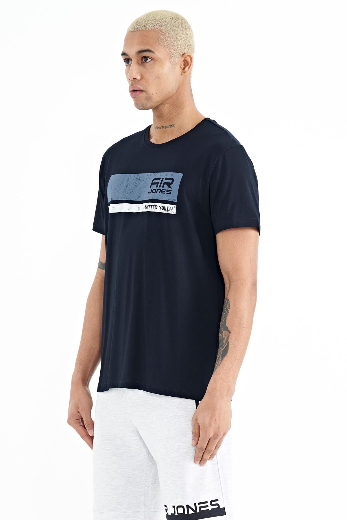 Luke Navy Blue O Collar Men's T-Shirt - 88221