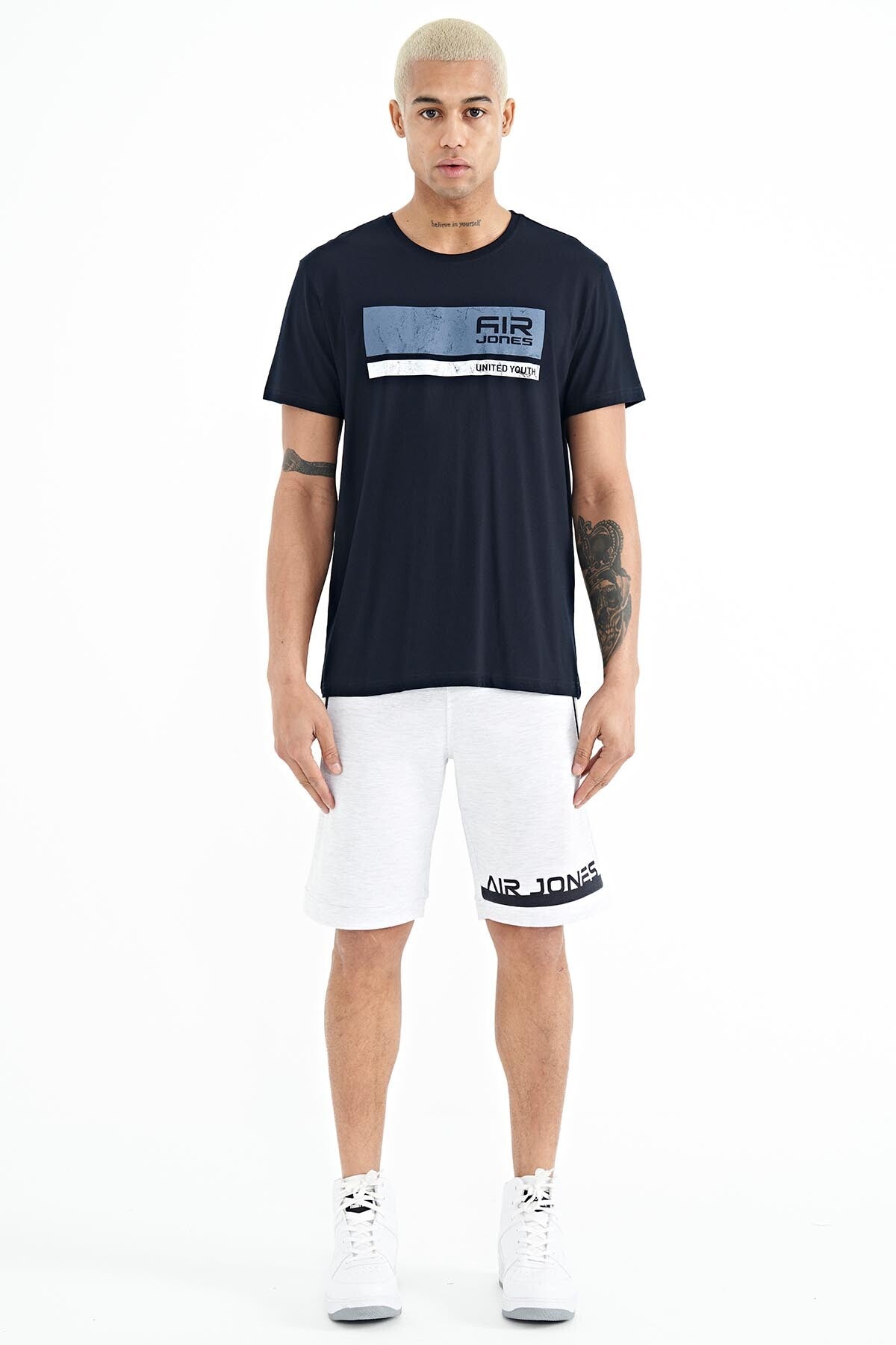 Luke Navy Blue O Collar Men's T-Shirt - 88221