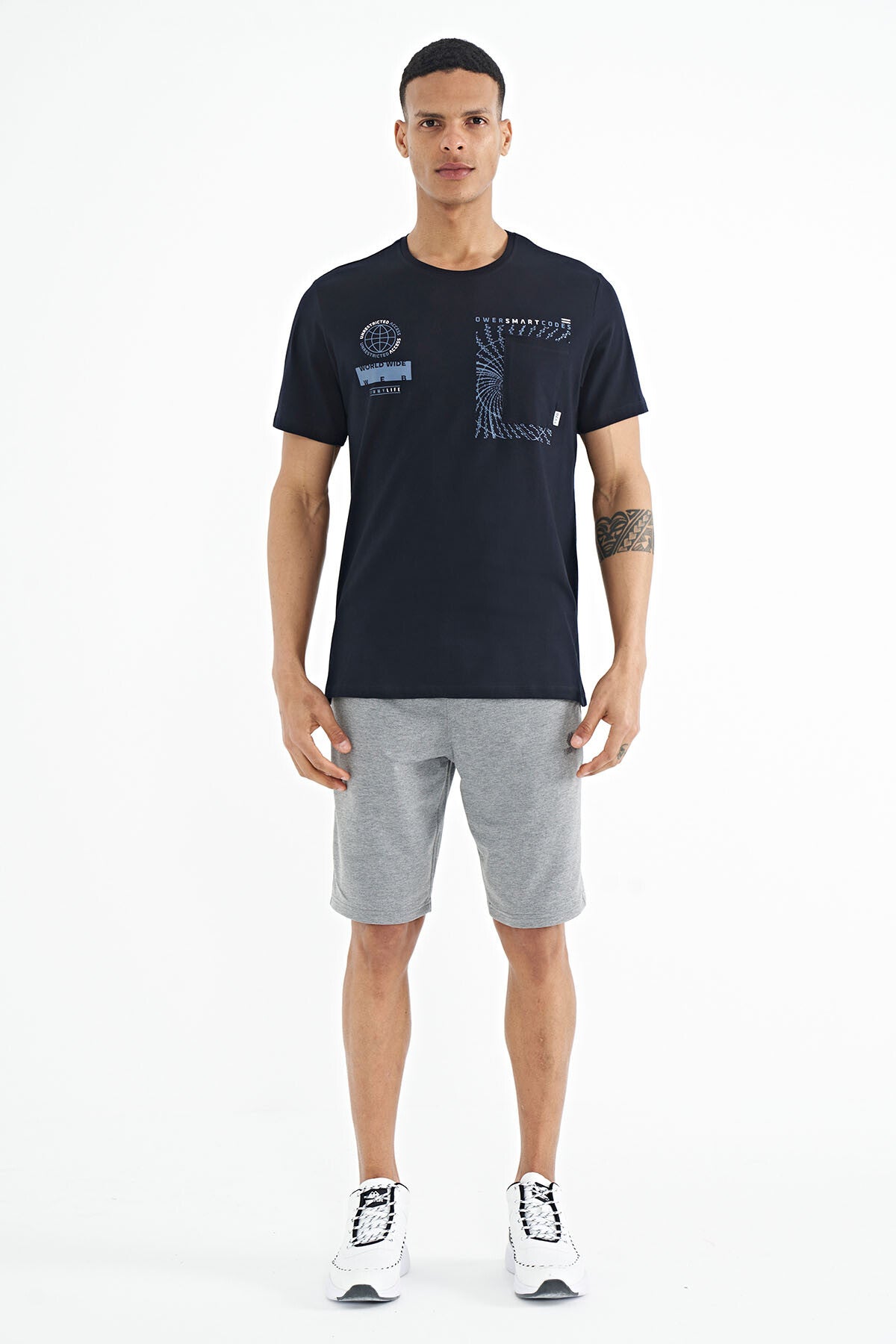 Navy Blue Pocket Detailed Printed O Collar Men's T-Shirt - 88184