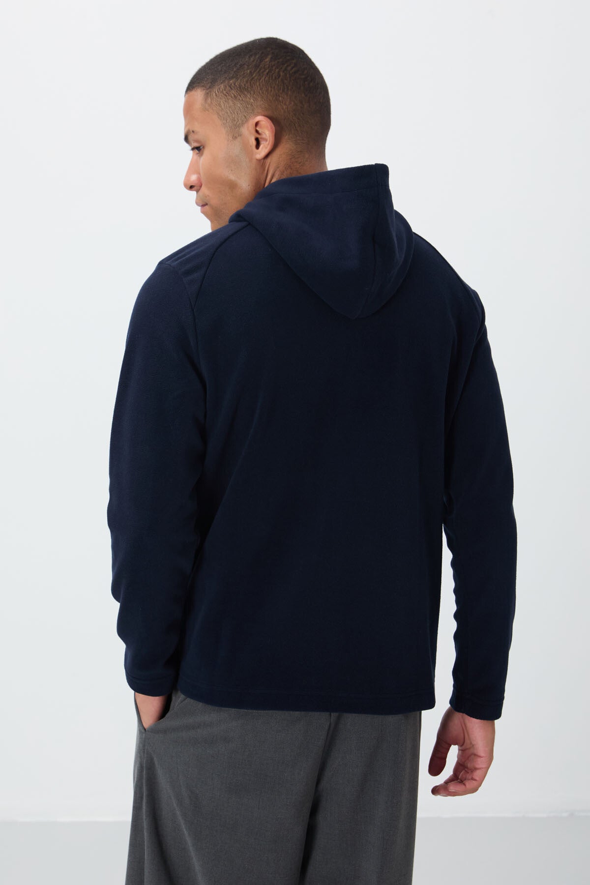 Connell Navy Blue Relaxed Fit Polar Men's Sweatshirt - 88313