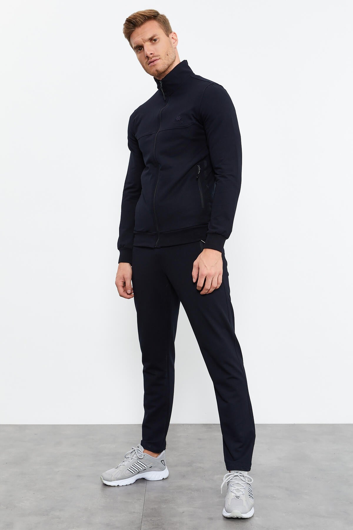 Navy Blue High Neck Zippered Standard Fit Classic Hem Men's Tracksuit Set - 85152