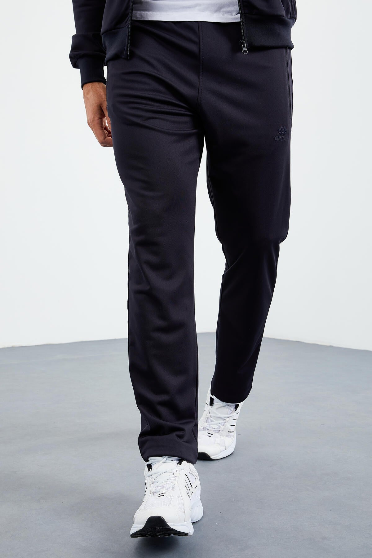 Navy Blue High Neck Zippered Standard Fit Classic Hem Men's Tracksuit Set - 85162