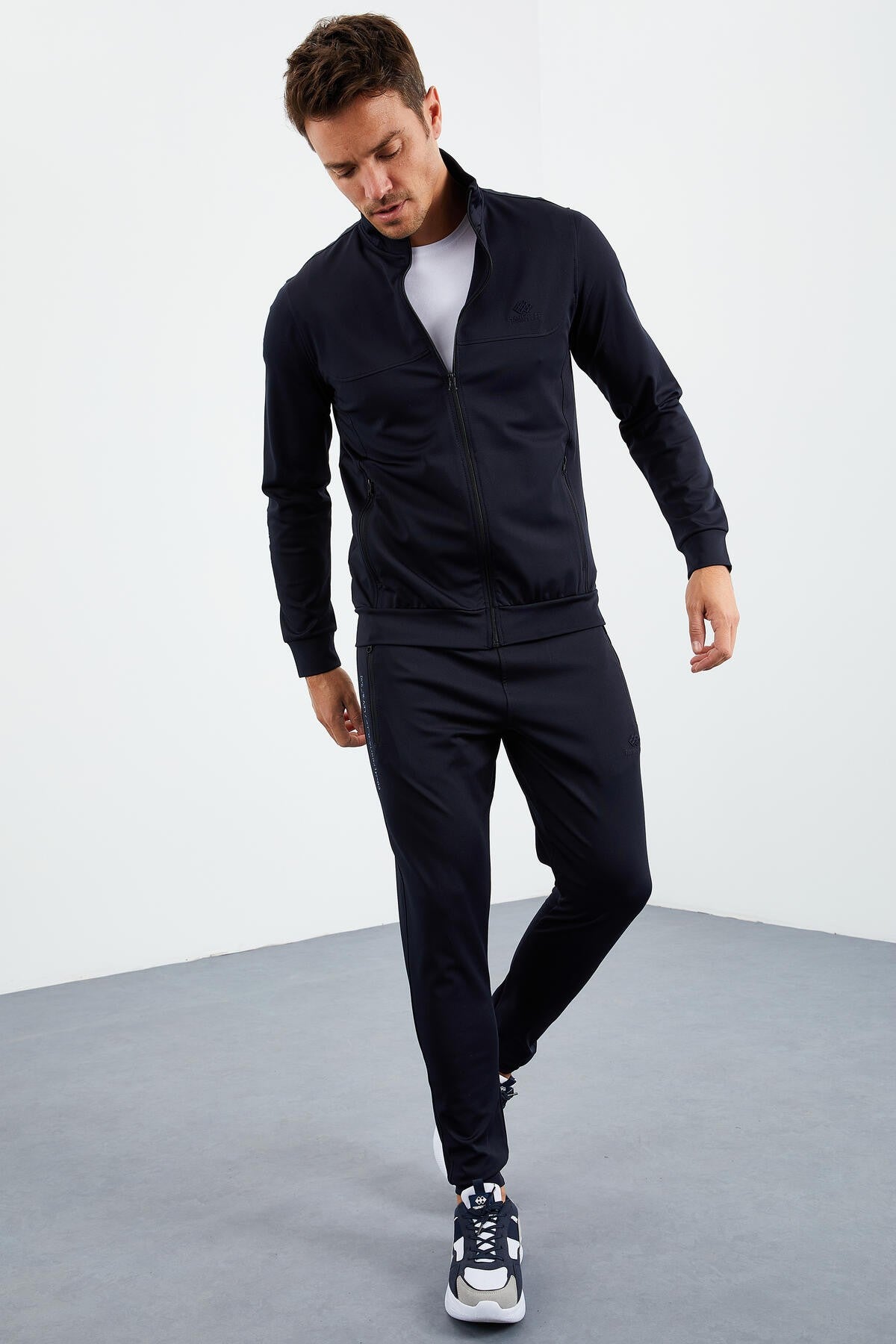 Navy Blue High Neck Zippered Standard Fit Cuffed Men's Tracksuit Set - 85160