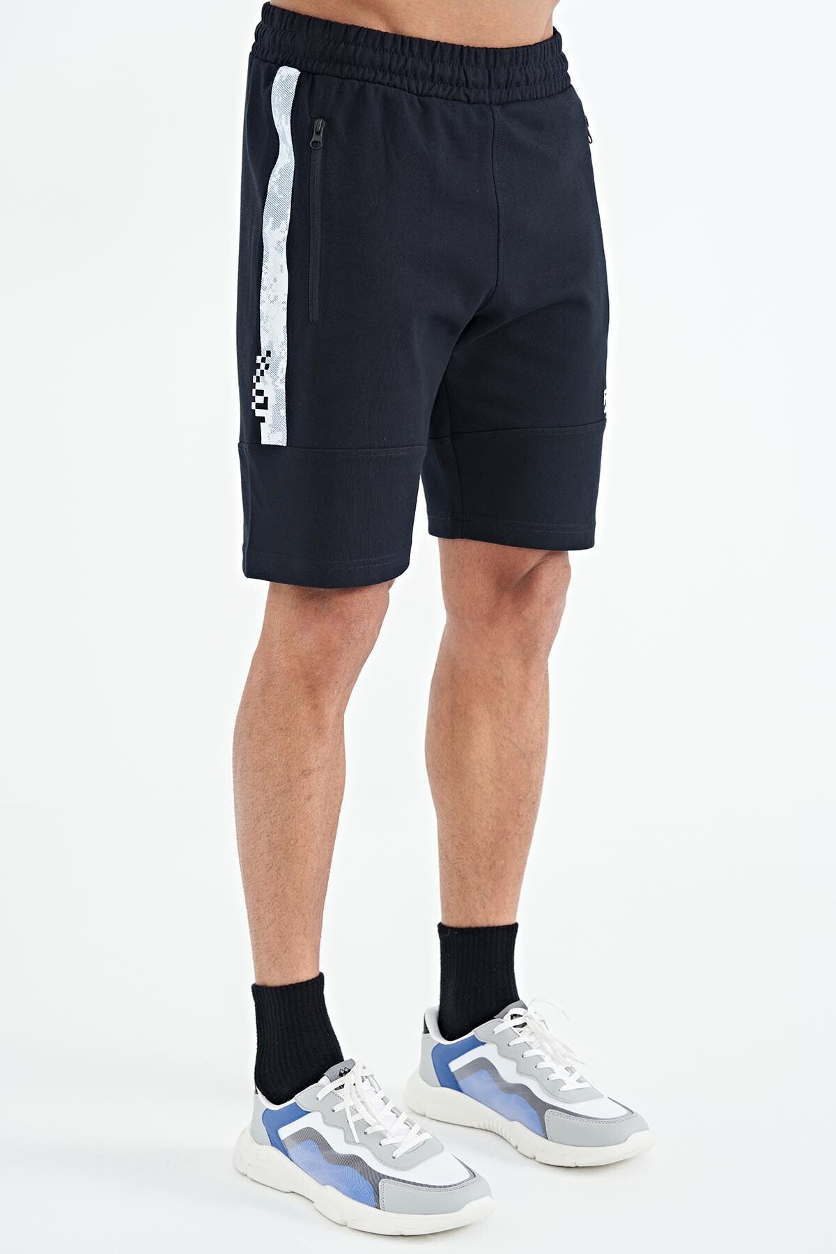 Alec Navy Blue Standard Fit Men's Shorts - 81243