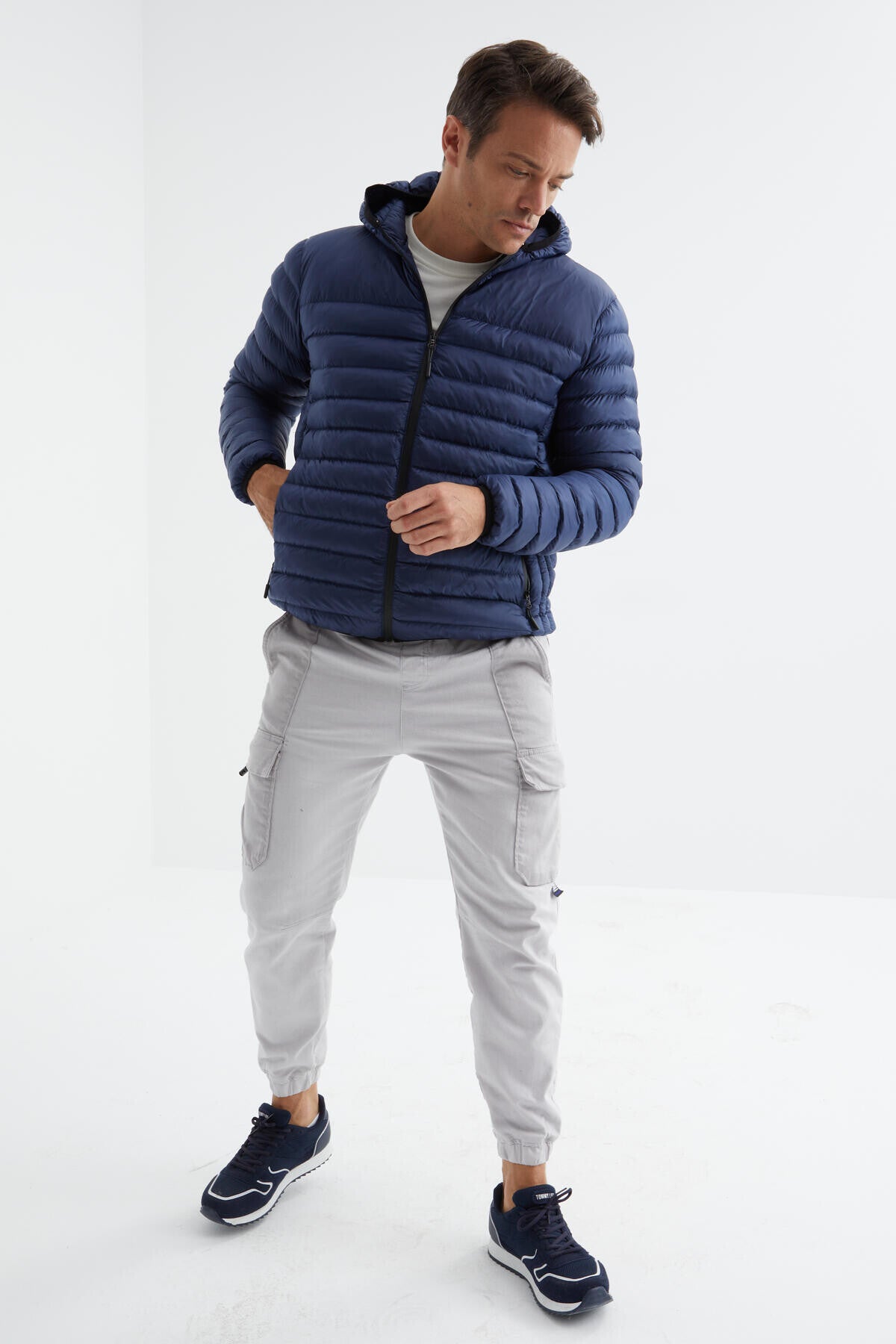 Navy Blue Zippered Standard Fit Cold-Resistant Men's Inflatable Jacket - 88167