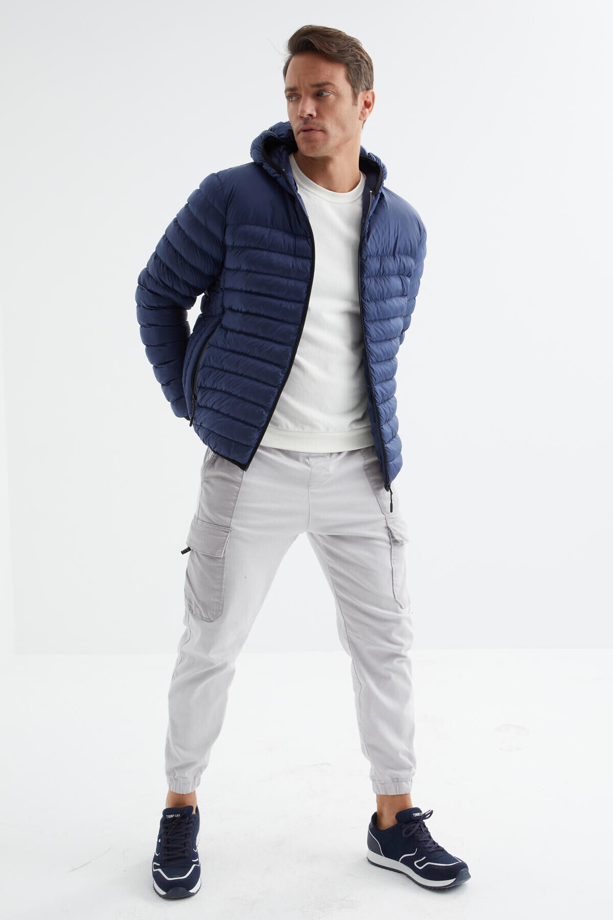 Navy Blue Zippered Standard Fit Cold-Resistant Men's Inflatable Jacket - 88167