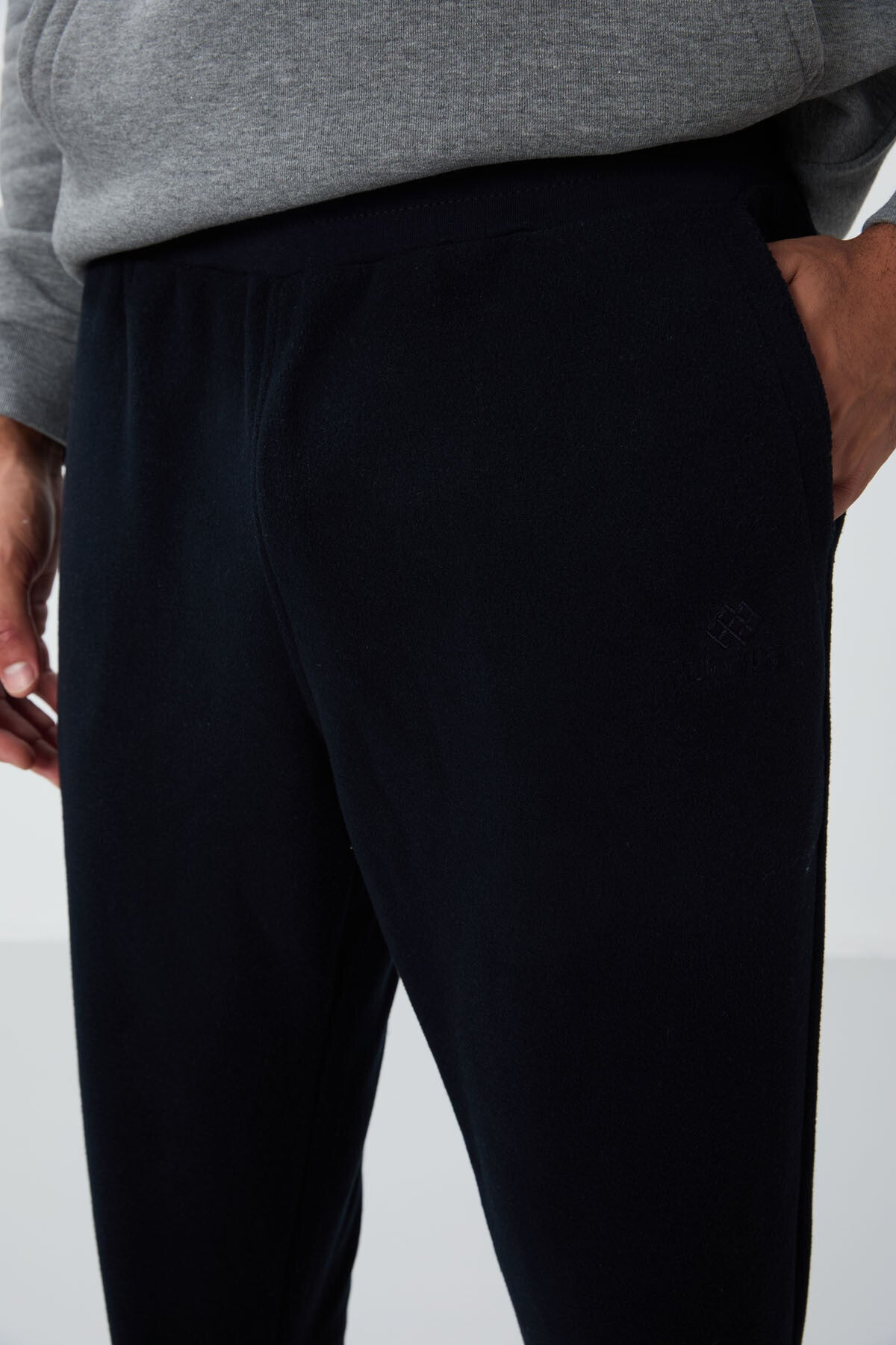 Navy Blue Hidden Zipper Comfort Fit Elastic Cuff Fleece Men's Tracksuit Bottom - 84866