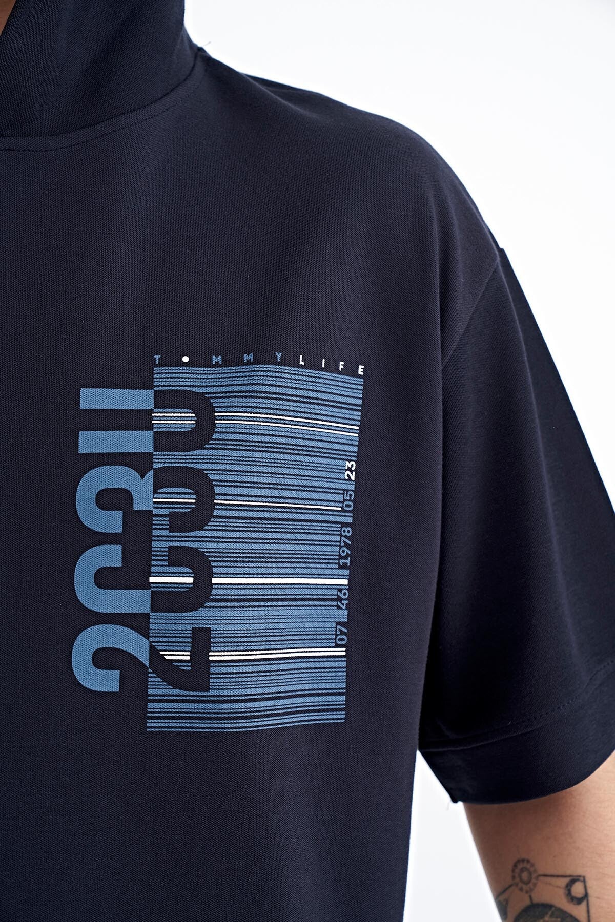 Navy Blue Hooded Print Kangaroo Pocket Oversize Men's T-shirt - 88196