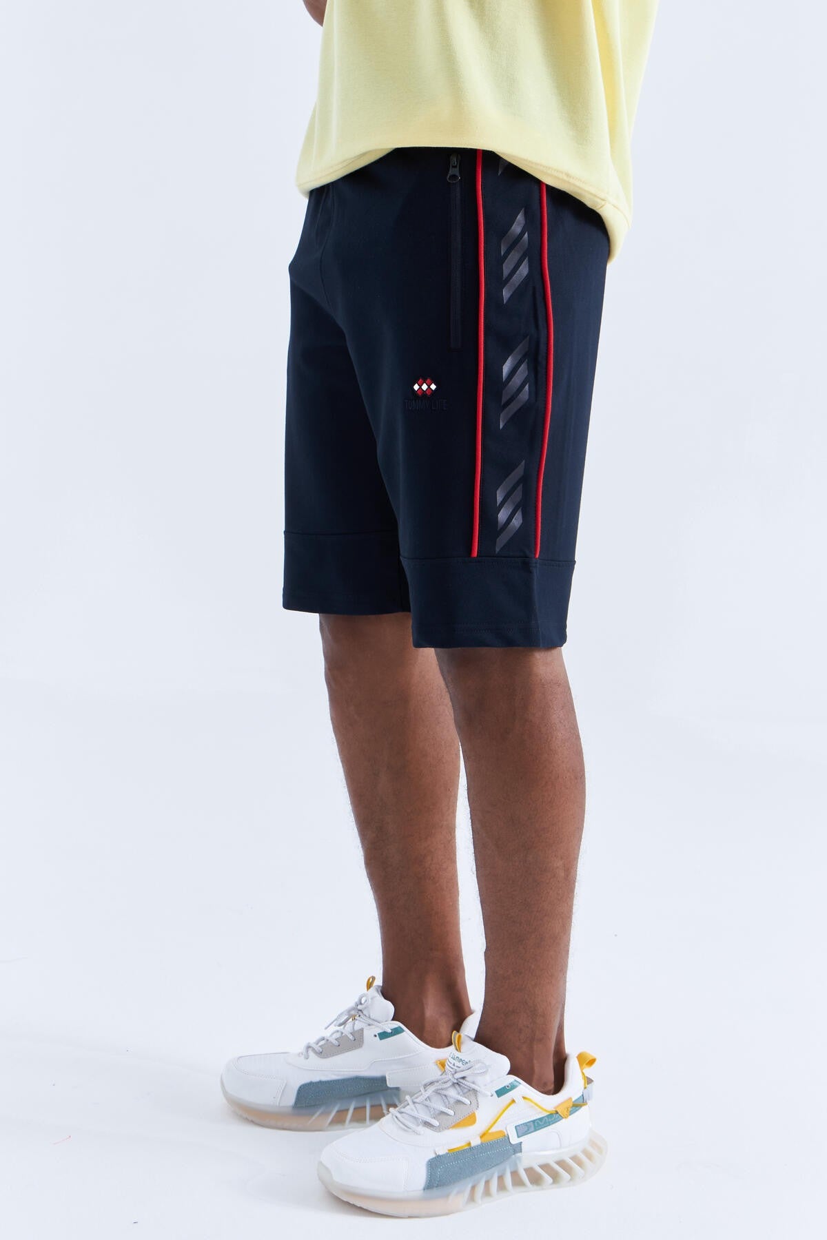 Navy - Red Side Striped Standard Fit Men's Shorts - 81148