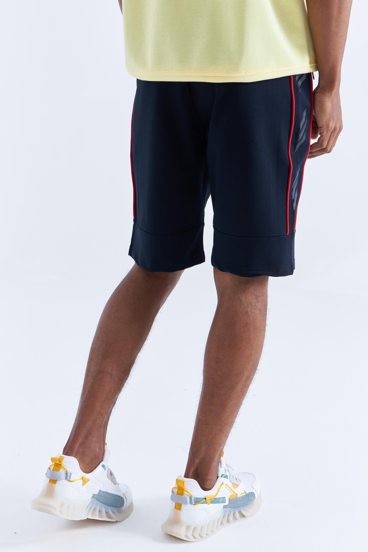 Navy - Red Side Striped Standard Fit Men's Shorts - 81148