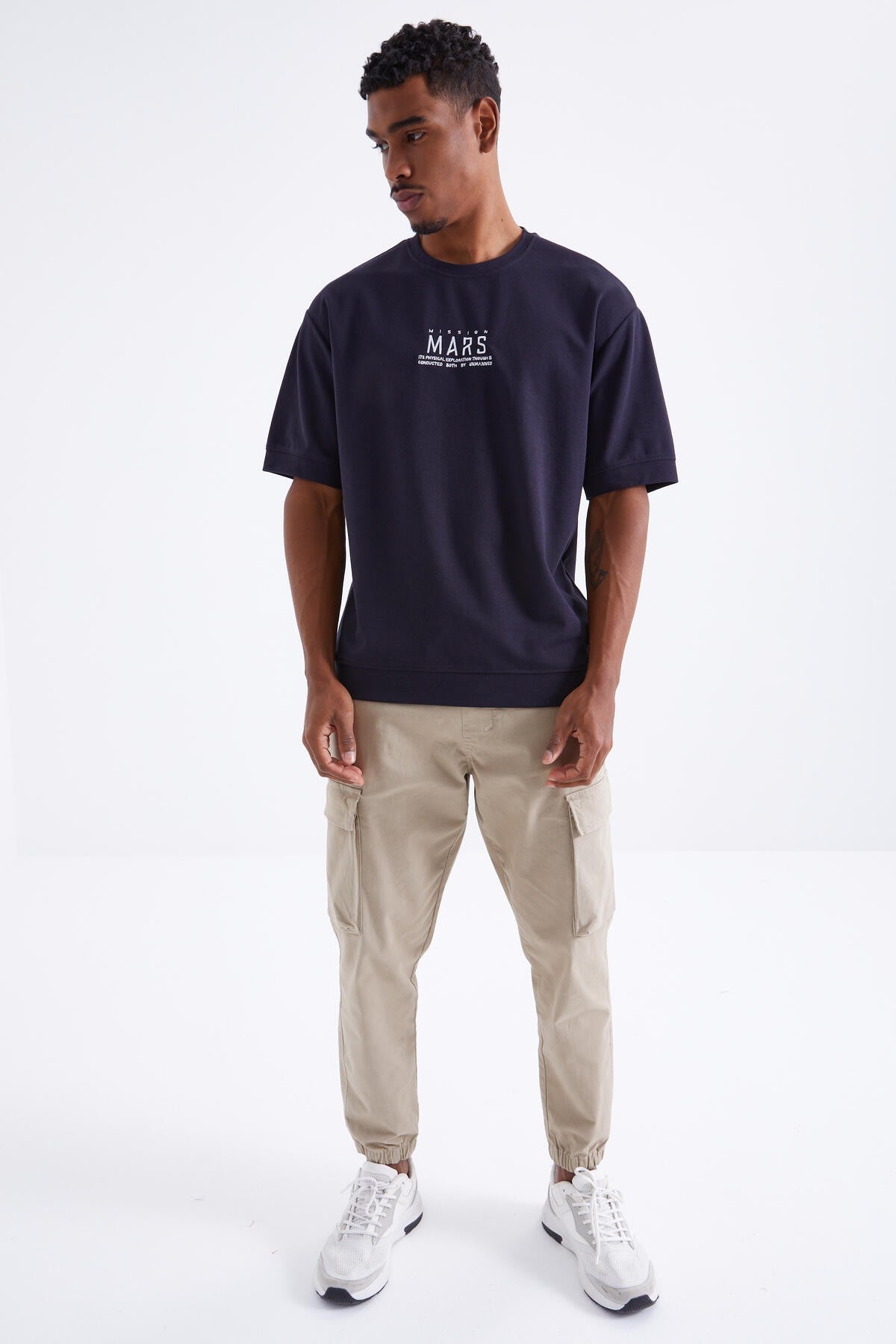 Navy Blue Mars Lettering Embroidered O Collar Men's Oversize T-Shirt - 88104