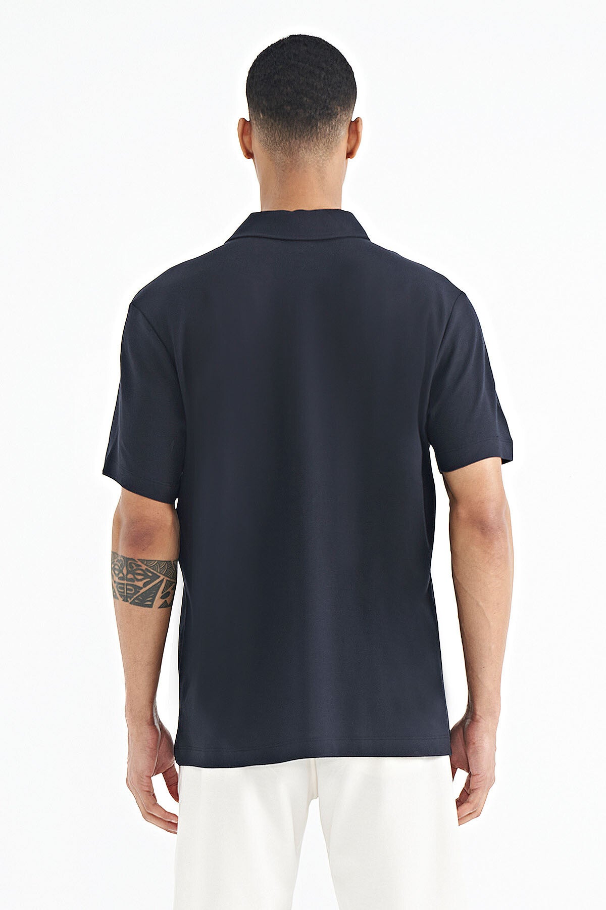 Navy Blue Polo Collar Embroidered Logo Standard Fit Men's T-shirt - 88237