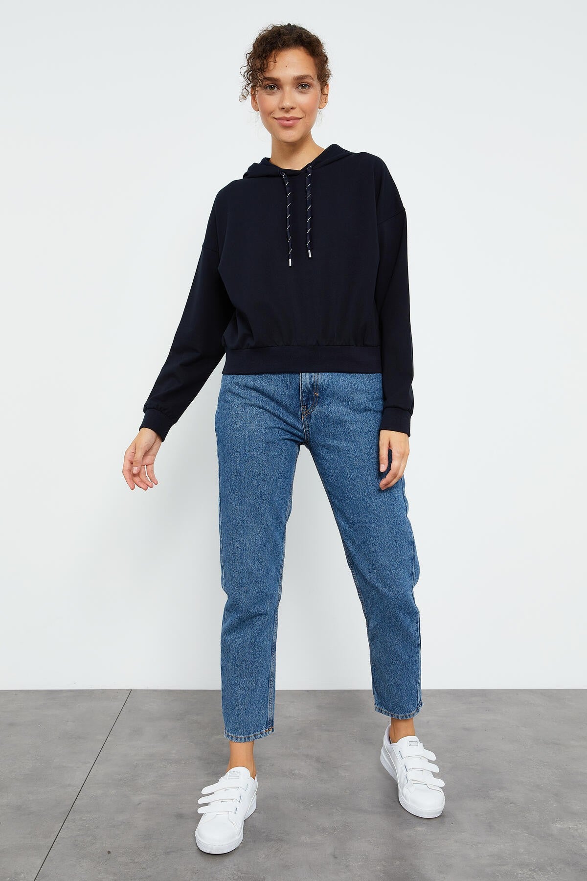 Navy Blue Long Sleeve Comfort Fit Hooded Women's Sweatshirt - 97115